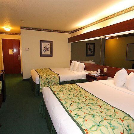 Microtel Inn & Suites By Wyndham Green Bay Eksteriør billede