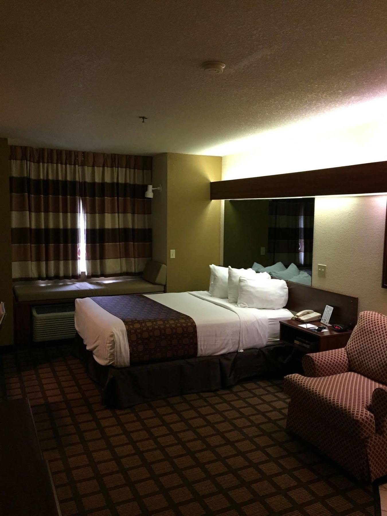 Microtel Inn & Suites By Wyndham Green Bay Eksteriør billede